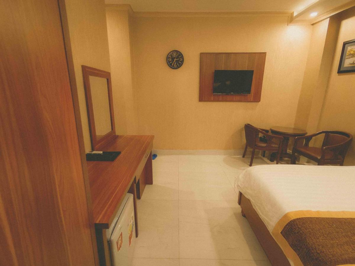Huong Mai Ga Sai Gon Hotel Ho Chi Minh City Exterior photo